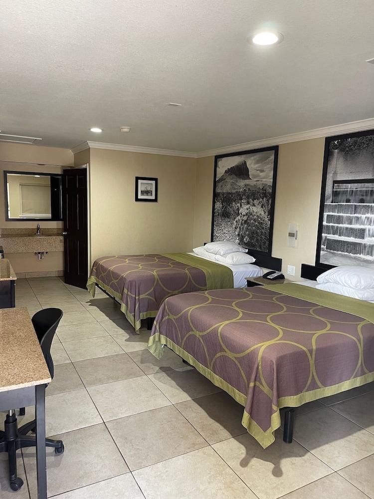 Super 8 By Wyndham Mcallen-Downtown-Airport-La Plaza Mall Motel Екстериор снимка