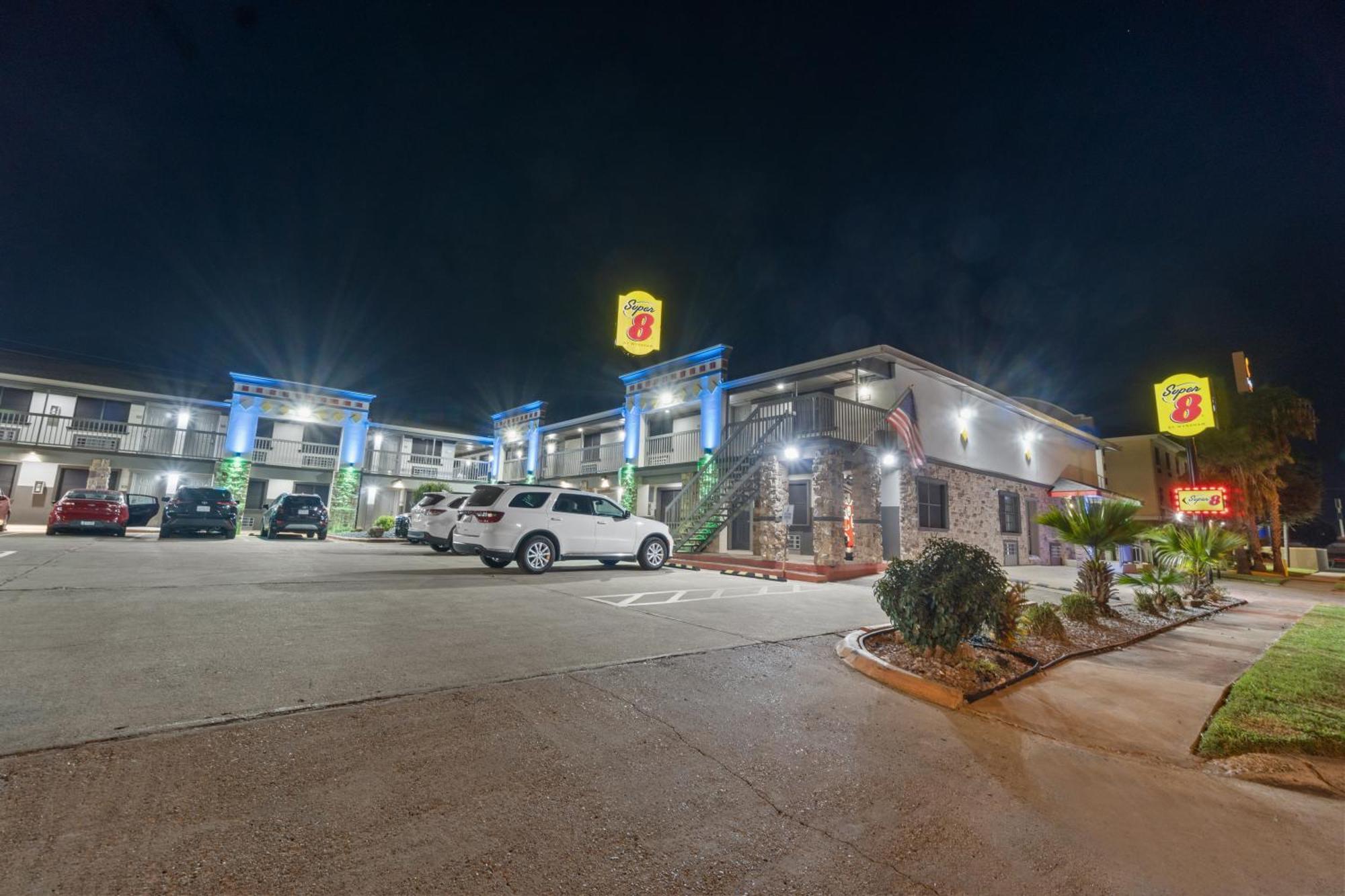 Super 8 By Wyndham Mcallen-Downtown-Airport-La Plaza Mall Motel Екстериор снимка