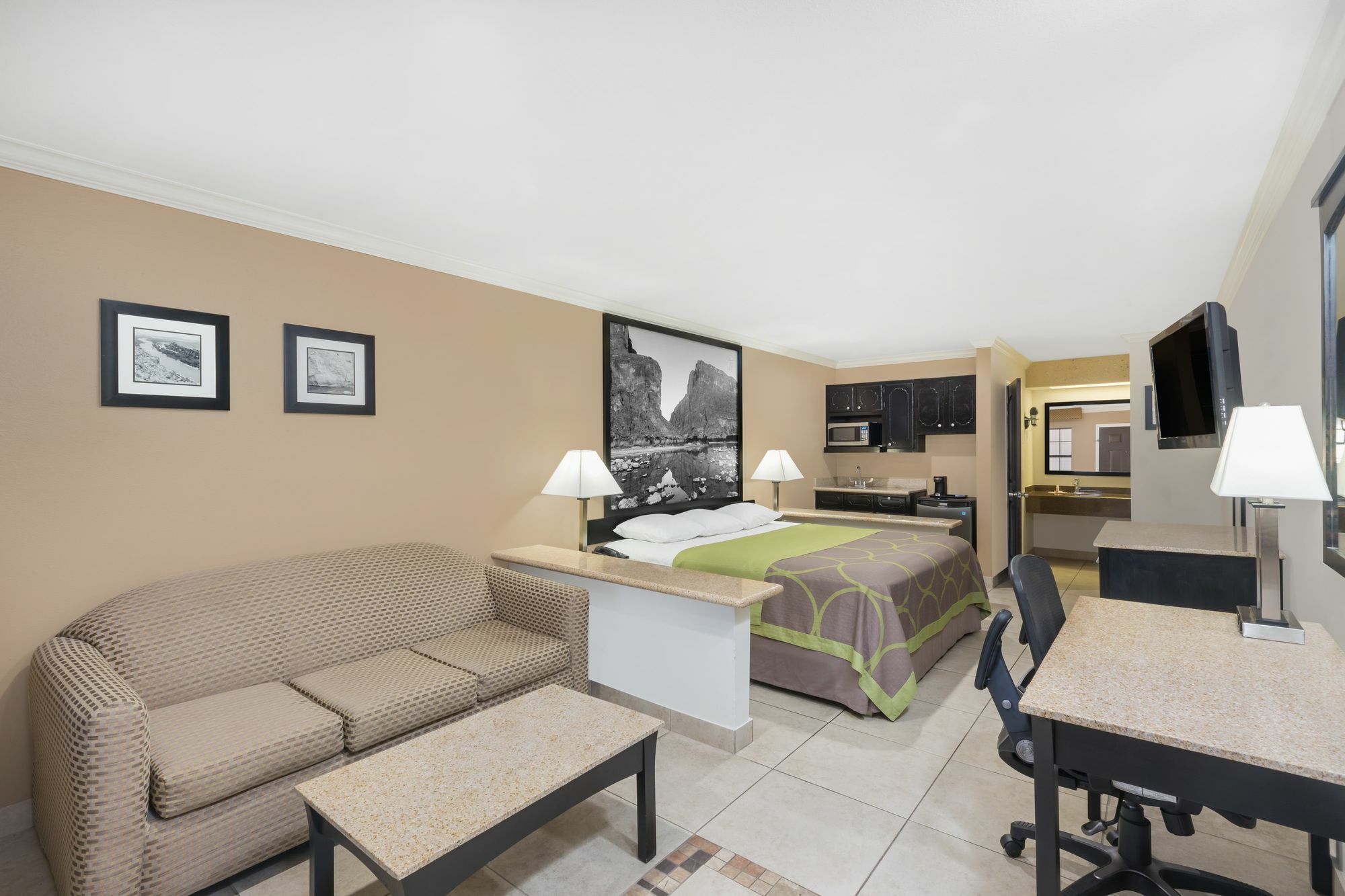 Super 8 By Wyndham Mcallen-Downtown-Airport-La Plaza Mall Motel Екстериор снимка